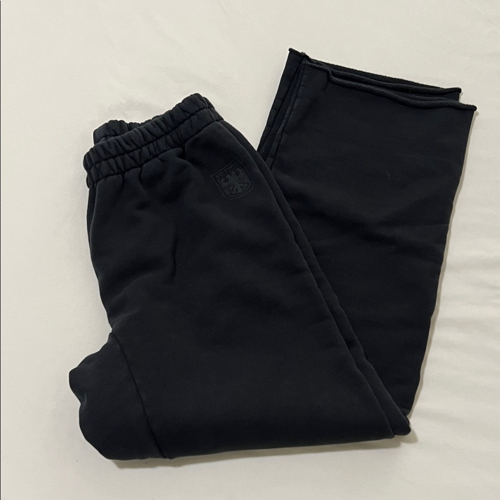Yeezy black sweats